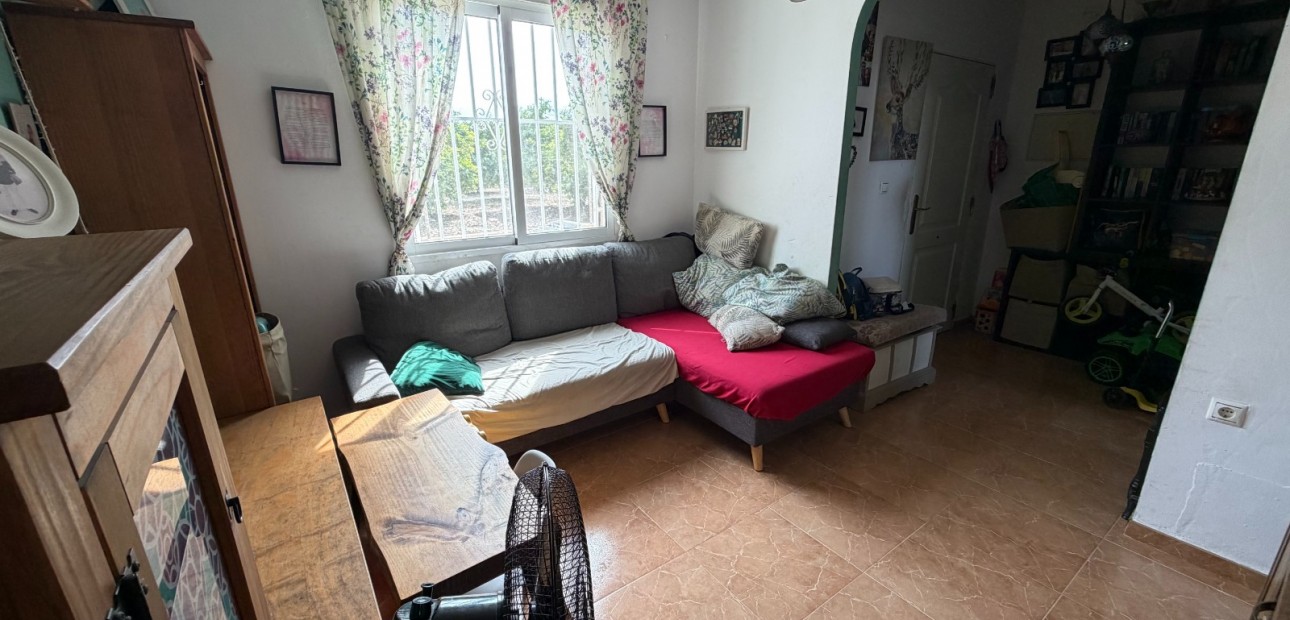 Sale - Apartment / flat -
Benejúzar - Inland