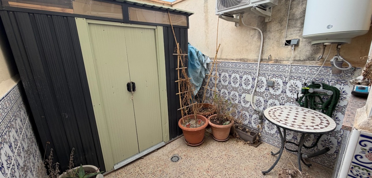 Sale - Apartment / flat -
Benejúzar - Inland
