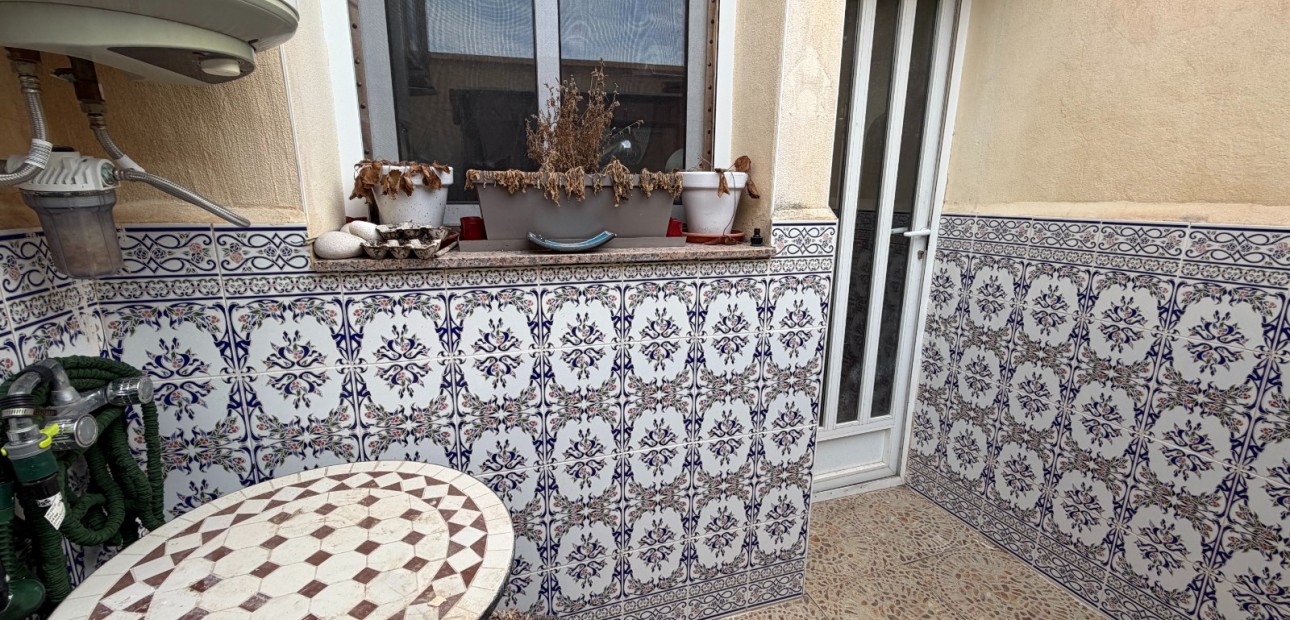 Sale - Apartment / flat -
Benejúzar - Inland