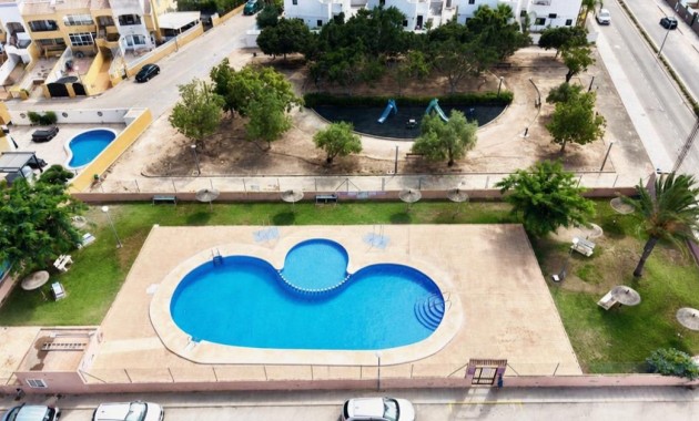 Herverkoop - Appartement / flat -
Los Montesinos - La herrada