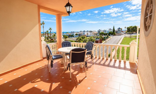 Herverkoop - Appartement / flat -
Torrevieja - Los altos