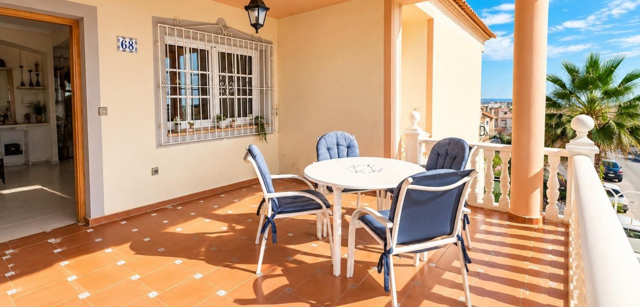 Herverkoop - Appartement / flat -
Torrevieja - Los altos