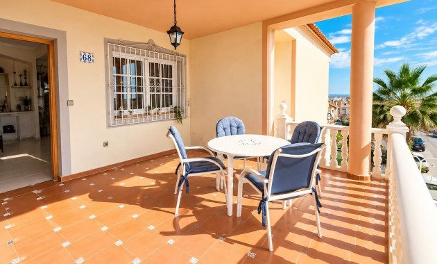 Herverkoop - Appartement / flat -
Torrevieja - Los altos