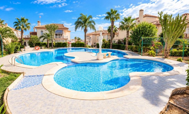 Herverkoop - Appartement / flat -
Torrevieja - Los altos
