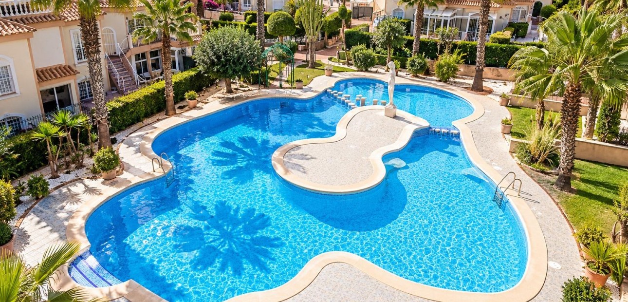 Herverkoop - Appartement / flat -
Torrevieja - Los altos