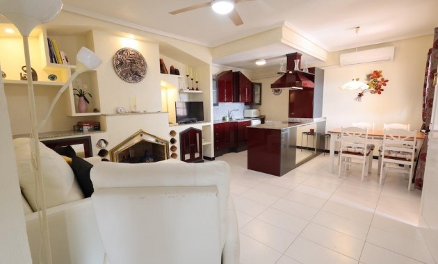 Herverkoop - Appartement / flat -
Torrevieja - Los altos
