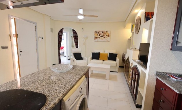Herverkoop - Appartement / flat -
Torrevieja - Los altos