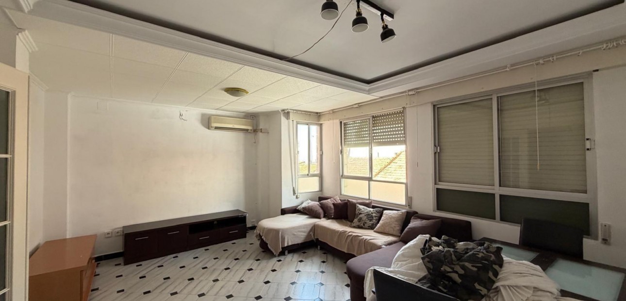 Herverkoop - Appartement / flat -
Torrevieja - torrevieja