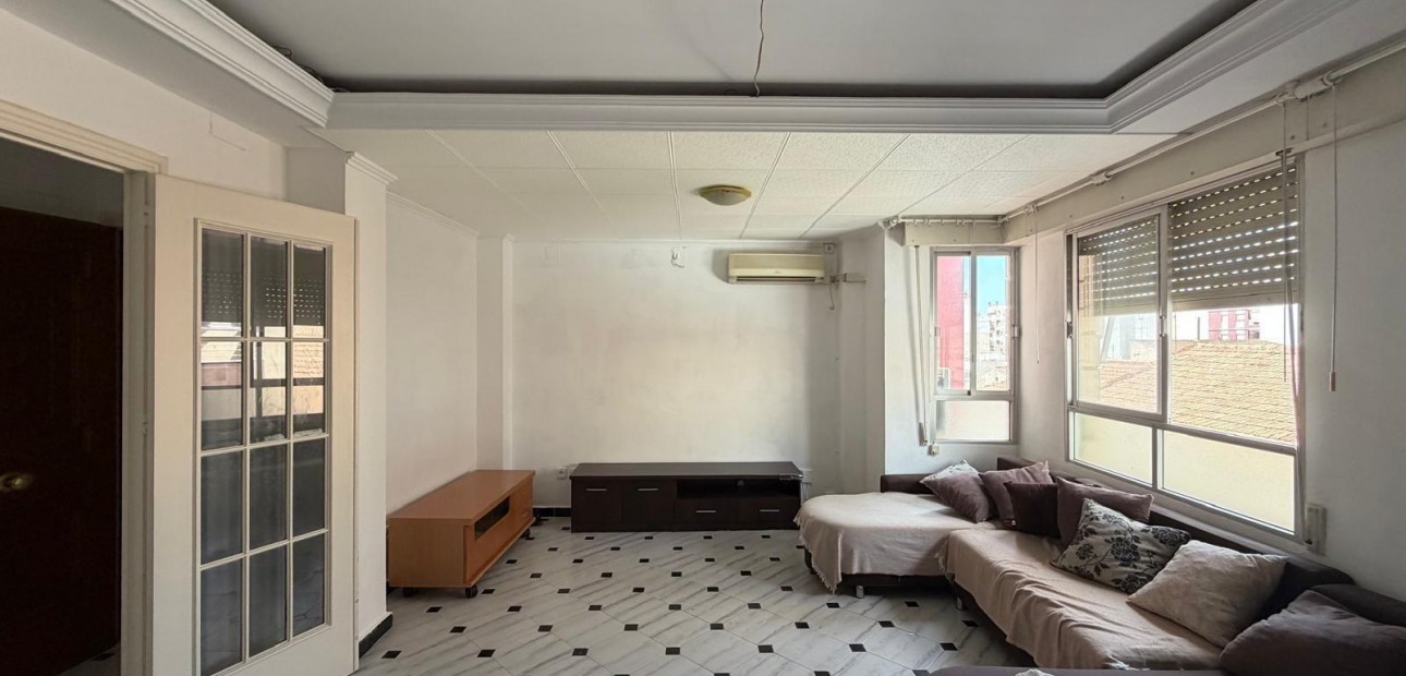 Herverkoop - Appartement / flat -
Torrevieja - torrevieja