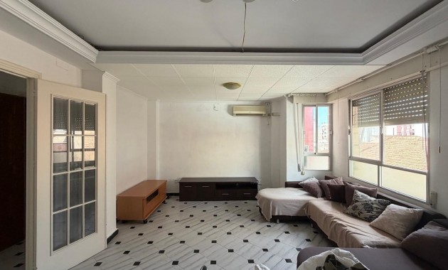 Herverkoop - Appartement / flat -
Torrevieja - torrevieja
