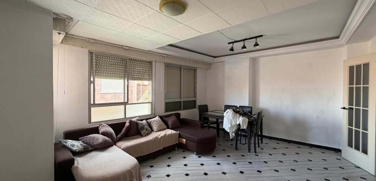 Herverkoop - Appartement / flat -
Torrevieja - torrevieja
