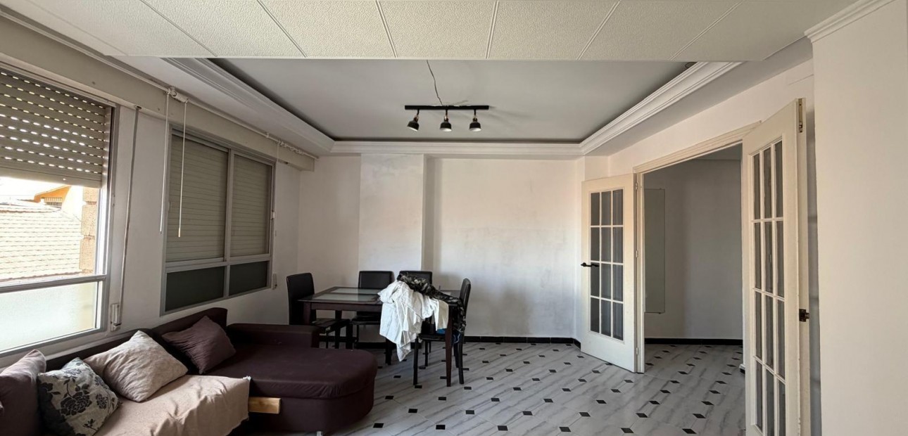 Herverkoop - Appartement / flat -
Torrevieja - torrevieja