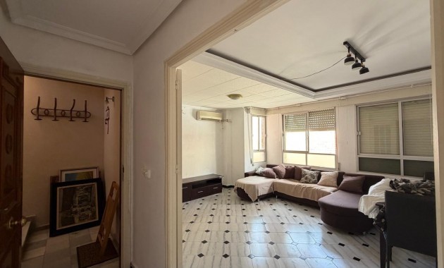 Herverkoop - Appartement / flat -
Torrevieja - torrevieja