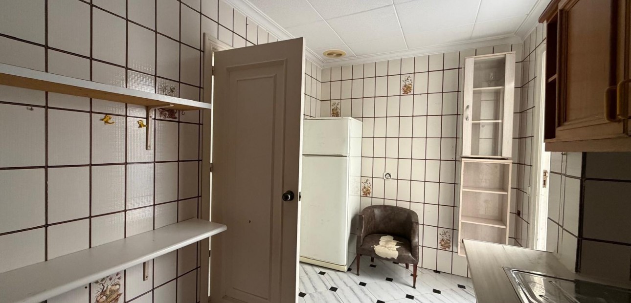 Herverkoop - Appartement / flat -
Torrevieja - torrevieja