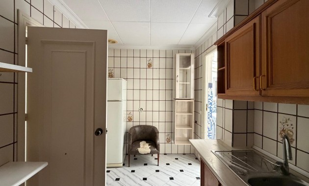 Herverkoop - Appartement / flat -
Torrevieja - torrevieja