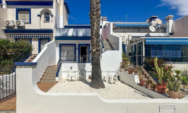 Herverkoop - Terraced house -
Orihuela Costa - Villamartín-Las Filipinas