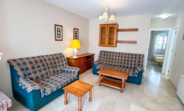 Herverkoop - Terraced house -
Orihuela Costa - Villamartín-Las Filipinas