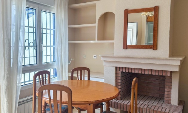 Herverkoop - Terraced house -
Orihuela Costa - Villamartín-Las Filipinas
