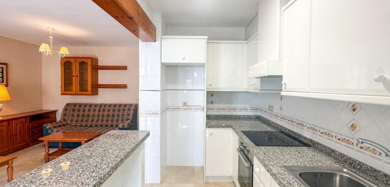 Herverkoop - Terraced house -
Orihuela Costa - Villamartín-Las Filipinas