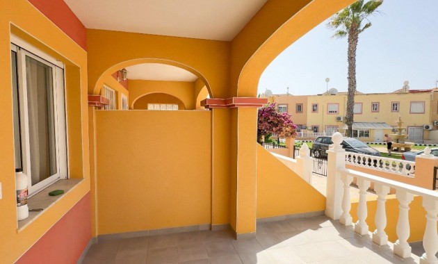 Herverkoop - Terraced house -
Orihuela Costa - Cabo Roig