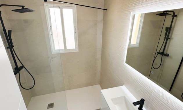 Herverkoop - Terraced house -
Orihuela Costa - Cabo Roig