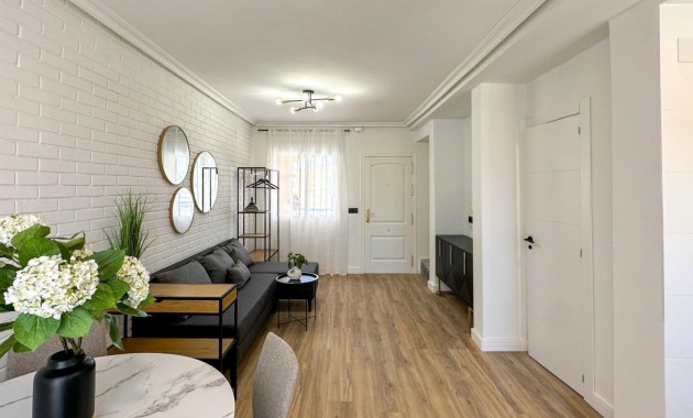 Herverkoop - Terraced house -
Orihuela Costa - Cabo Roig