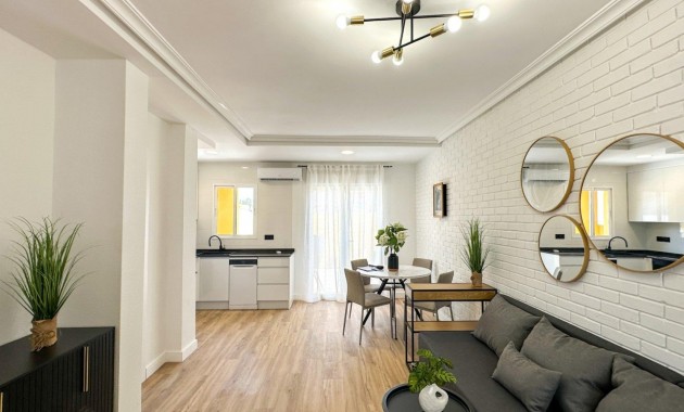 Herverkoop - Terraced house -
Orihuela Costa - Cabo Roig