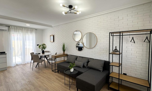 Herverkoop - Terraced house -
Orihuela Costa - Cabo Roig