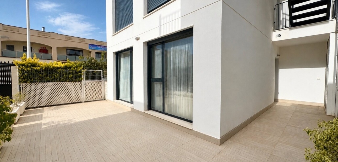 Herverkoop - Appartement / flat -
Orihuela Costa - Punta Prima
