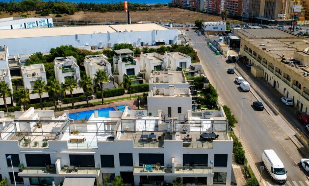 Herverkoop - Appartement / flat -
Orihuela Costa - Punta Prima