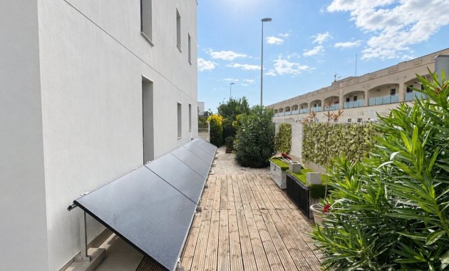 Herverkoop - Appartement / flat -
Orihuela Costa - Punta Prima