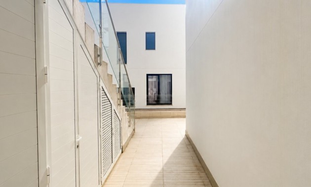 Herverkoop - Appartement / flat -
Orihuela Costa - Punta Prima