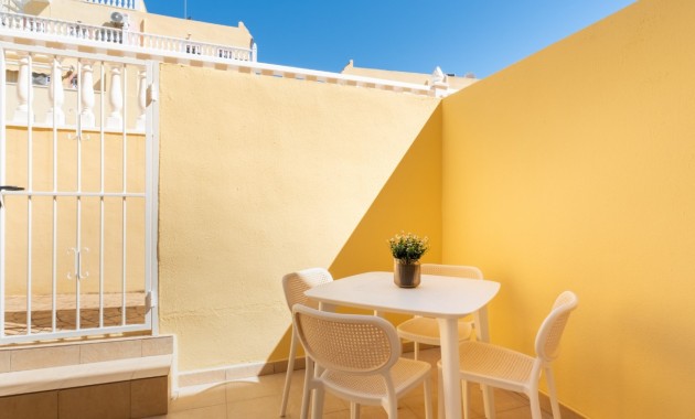 Herverkoop - Herenhuis -
Orihuela Costa - Las Filipinas