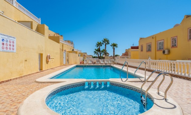 Herverkoop - Herenhuis -
Orihuela Costa - Las Filipinas