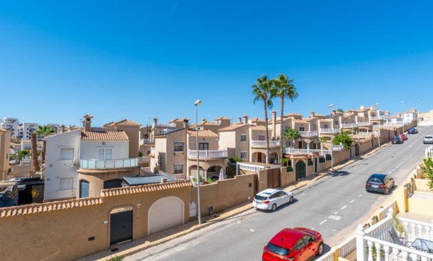 Herverkoop - Herenhuis -
Orihuela Costa - Las Filipinas