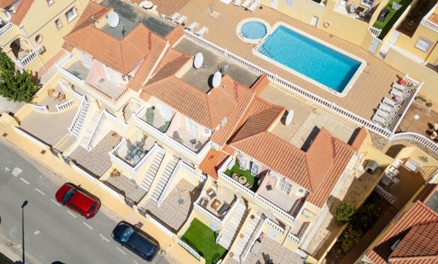 Herverkoop - Herenhuis -
Orihuela Costa - Las Filipinas