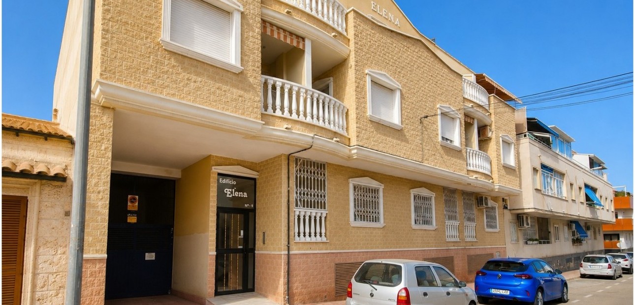 Herverkoop - Appartement / flat -
Torrevieja - Playa Del Cura