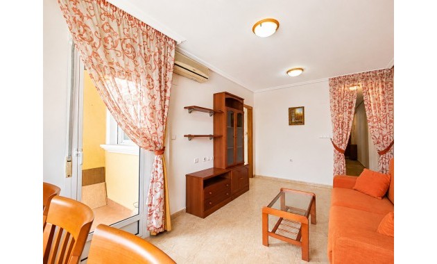 Herverkoop - Appartement / flat -
Torrevieja - Playa Del Cura