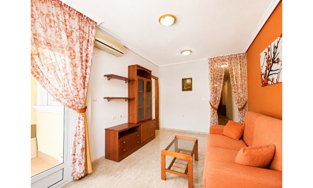 Herverkoop - Appartement / flat -
Torrevieja - Playa Del Cura