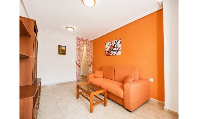 Herverkoop - Appartement / flat -
Torrevieja - Playa Del Cura