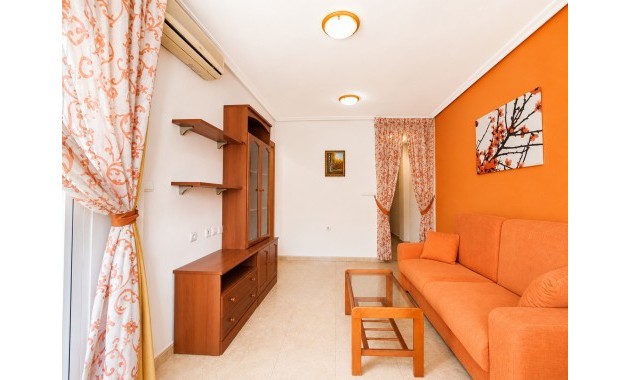Herverkoop - Appartement / flat -
Torrevieja - Playa Del Cura
