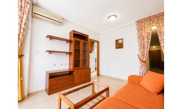 Herverkoop - Appartement / flat -
Torrevieja - Playa Del Cura