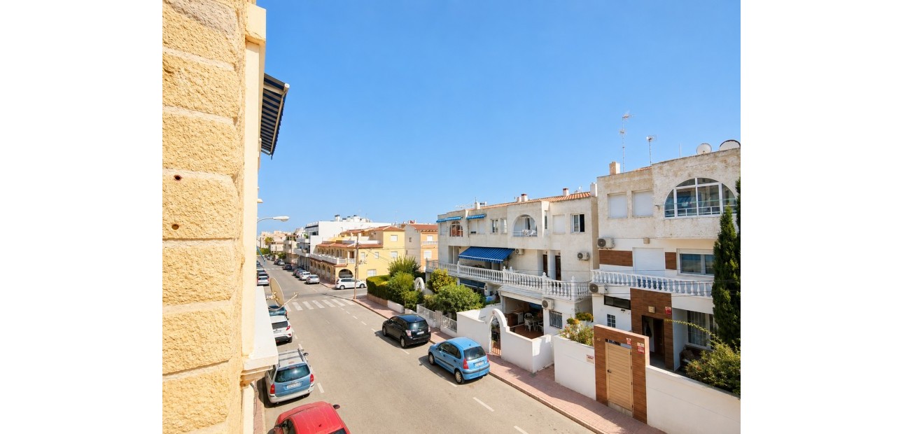 Herverkoop - Appartement / flat -
Torrevieja - Playa Del Cura