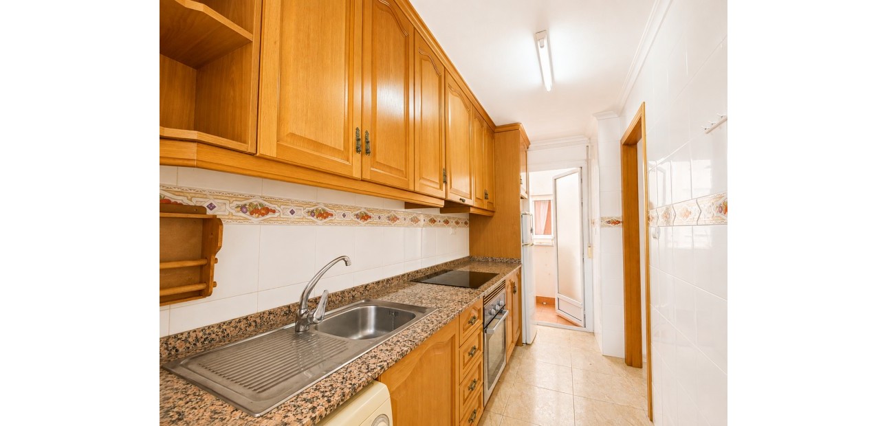Herverkoop - Appartement / flat -
Torrevieja - Playa Del Cura