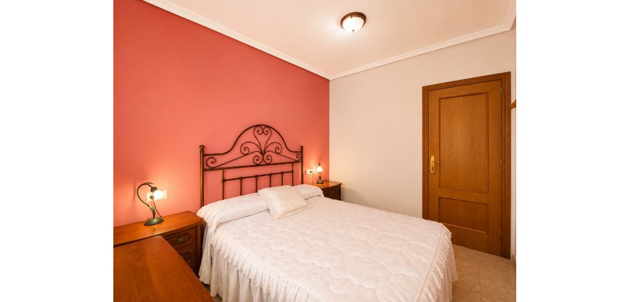 Herverkoop - Appartement / flat -
Torrevieja - Playa Del Cura