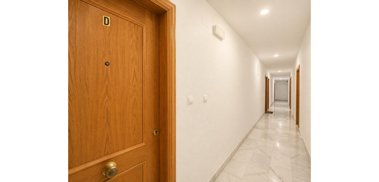 Herverkoop - Appartement / flat -
Torrevieja - Playa Del Cura