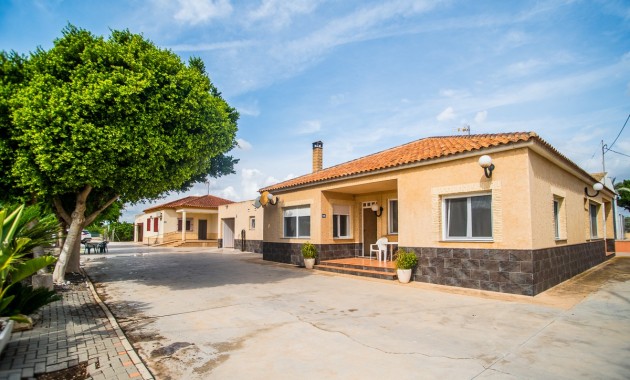 Herverkoop - Villa -
Orihuela - La Matanza