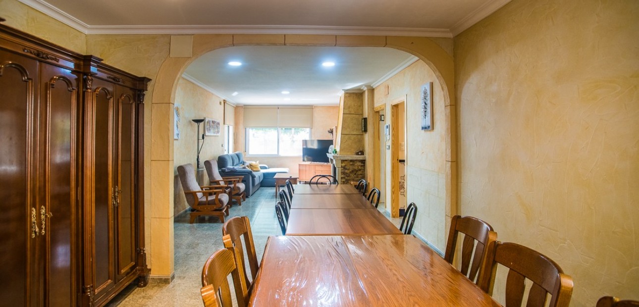 Herverkoop - Villa -
Orihuela - La Matanza