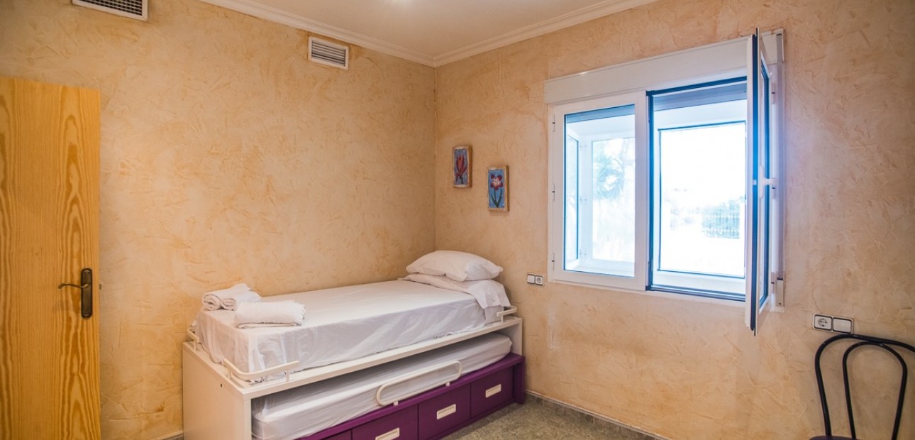Herverkoop - Villa -
Orihuela - La Matanza