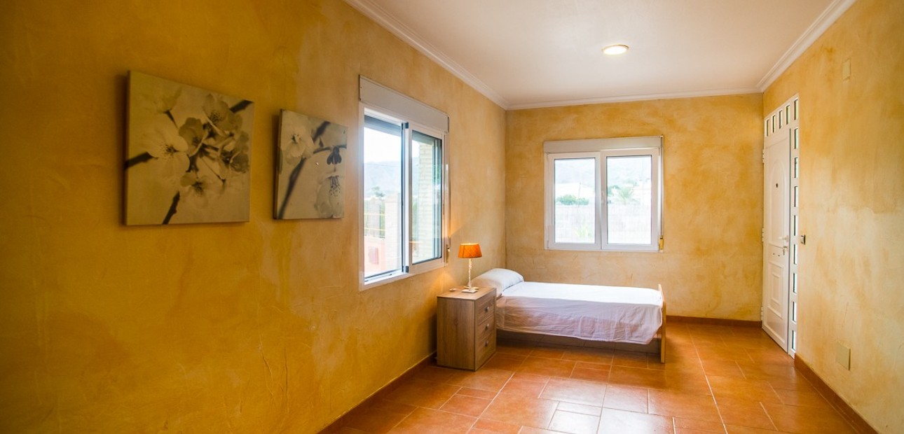 Herverkoop - Villa -
Orihuela - La Matanza